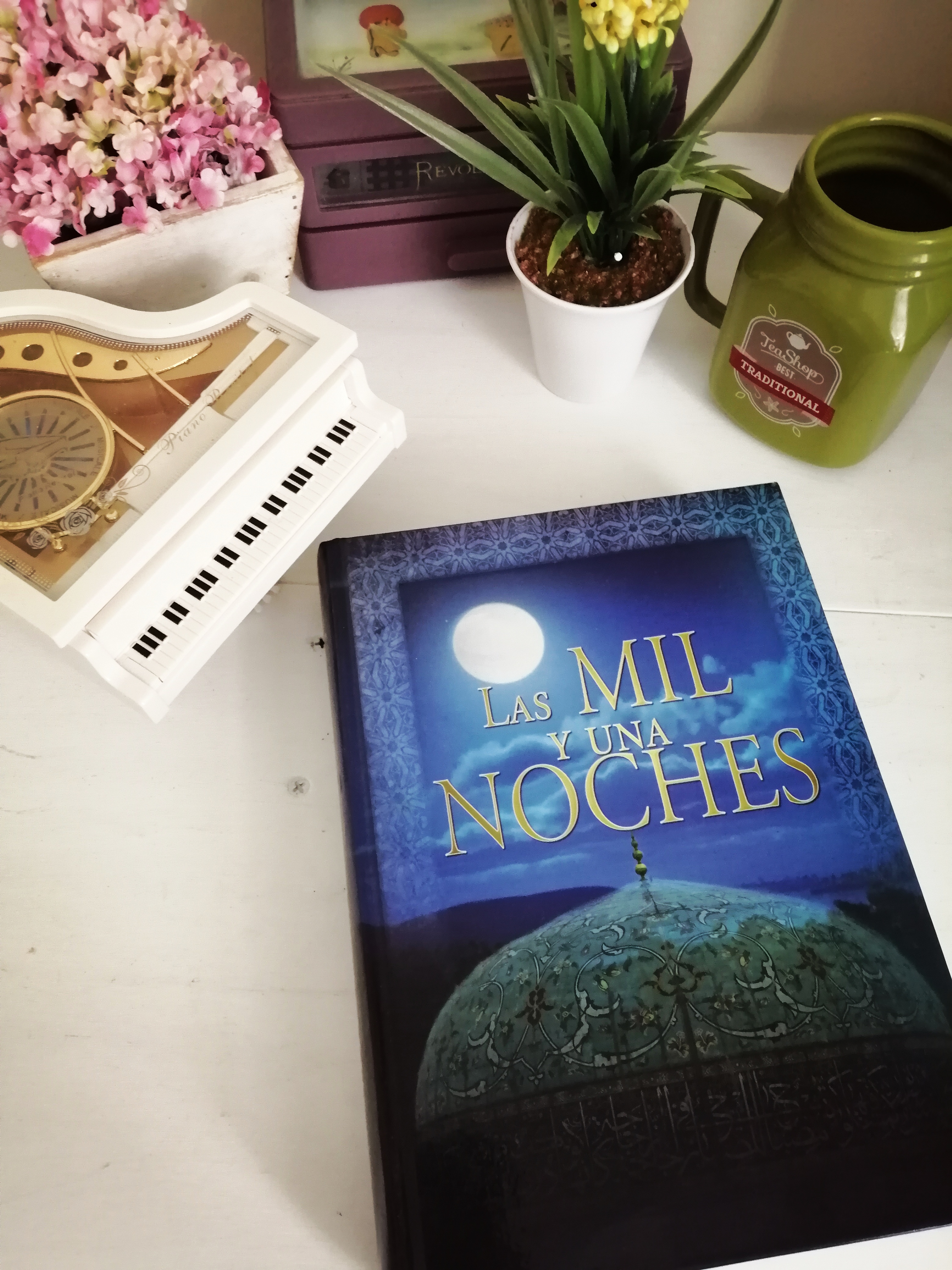 «Las Mil y una Noches» y Jorge Luis Borges.